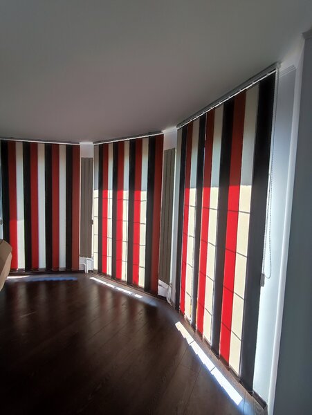 Jaluzele pe comanda cu montaj