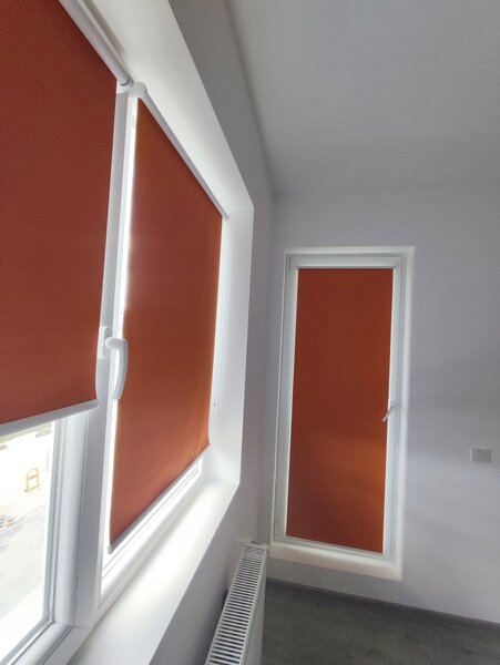 Jaluzele pe comanda cu montaj